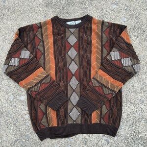 Men's Geometric Crewneck Sweater in Brown - Classic Fall Knit